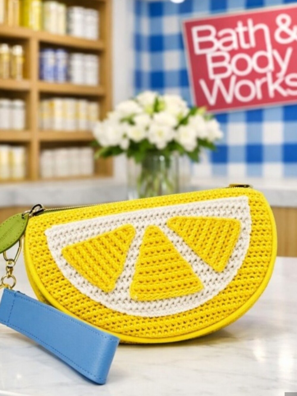 Bath & Body Works Handwoven Yellow Lemon Slice Wristlet Clutch 8 X 5 NWT